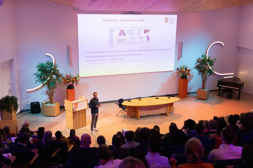 Overview of the auditorium at the MEB Science Day